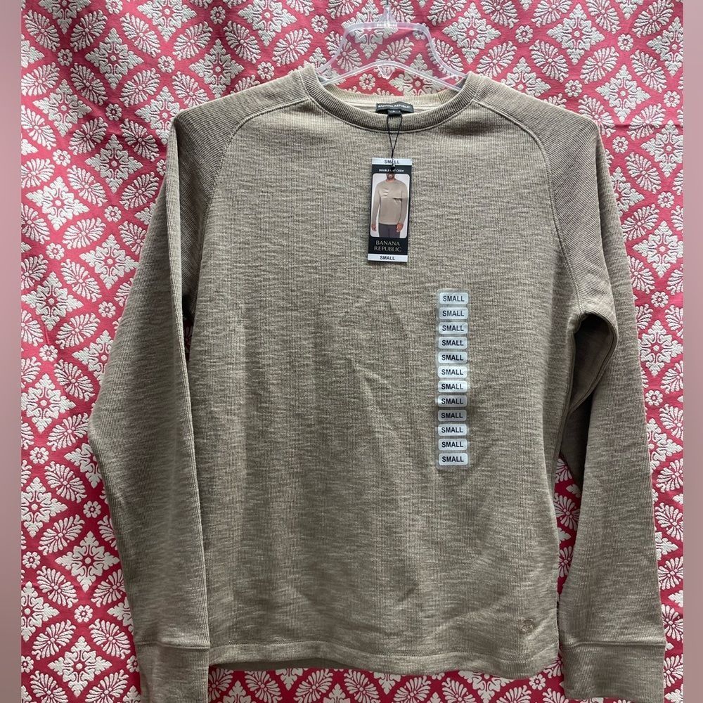 Banana republic crew neck sweater